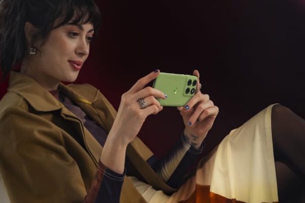 Motorola Edge 60 con fotocamera da 50MP in super offerta: prestazioni top e ricarica ultraveloce a 251€