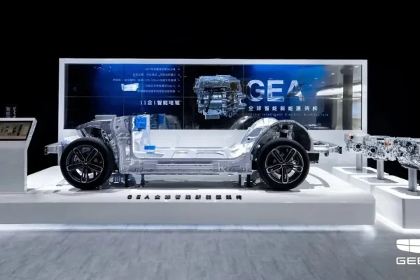 Presto potremmo vedere una Renault su piattaforma Geely, ma (forse) non in Europa