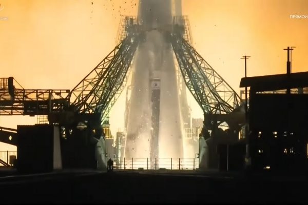 Roscosmos ha lanciato la capsula Bion-M2 con topi, moscerini, piante, alghe e cellule staminali