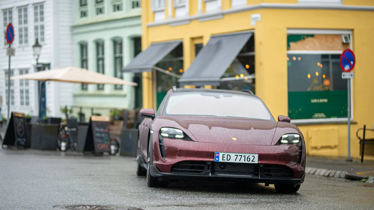 Scandinavia terra di auto elettriche, ma Tesla non domina ovunque