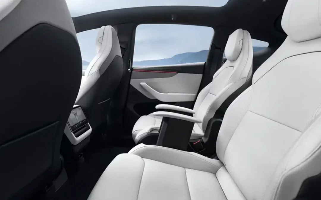 Tesla lancia ufficialmente la Model YL: forse costa un po' troppo