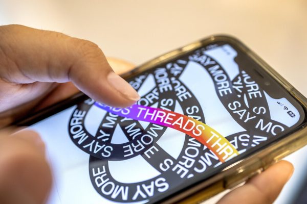 Threads raggiunge i 400 milioni di utenti e insidia X – Web & Social