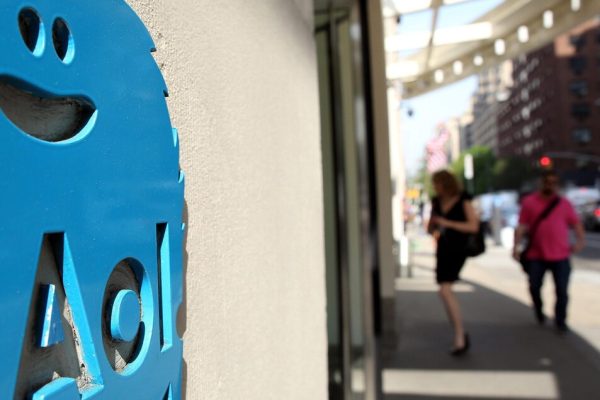 Aol dice addio al dial-up, si chiude capitolo internet anni ’90 – Notizie