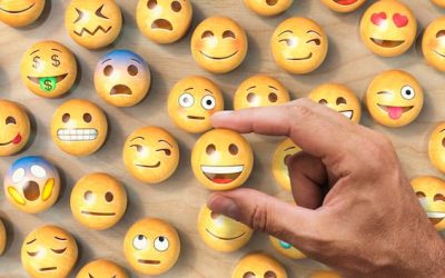 Giornata dell’Emoji, le 10 faccine più usate. La classifica 2025