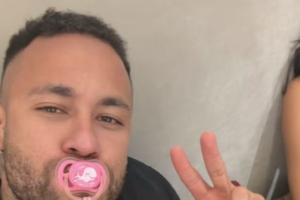 Spopola anche in Brasile la mania del ciuccio per adulti – Web & Social