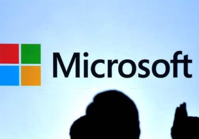 Microsoft, fine supporto per decine di prodotti: cliente fa causa per upgrade forzato Windows 11