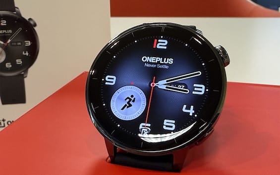 OnePlus Watch 3 da 43 millimetri: recensione, impressioni, prezzo