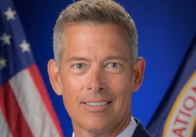 Sean Duffy (amministratore ad interim della NASA) indica le direttive dell'agenzia spaziale per la conquista della Luna