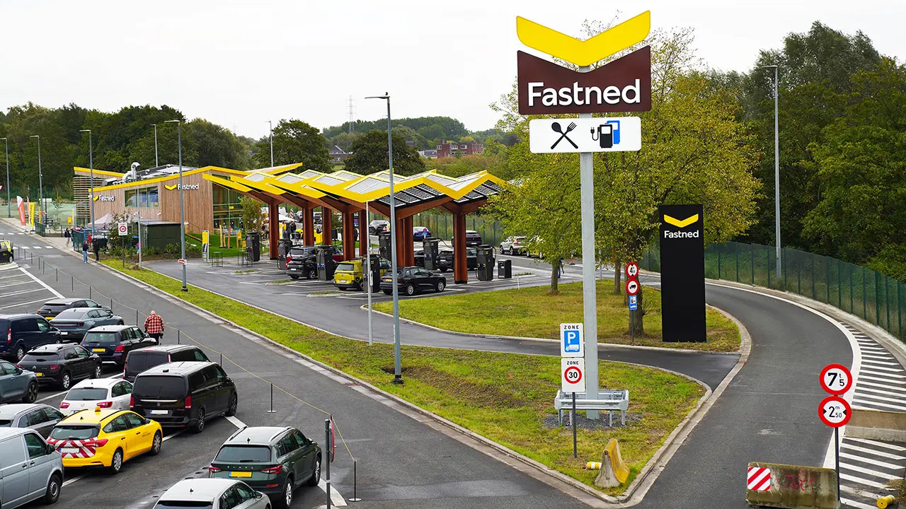 Il gioiellino di Fastned: aperti in Belgio gli "autogrill" del futuro