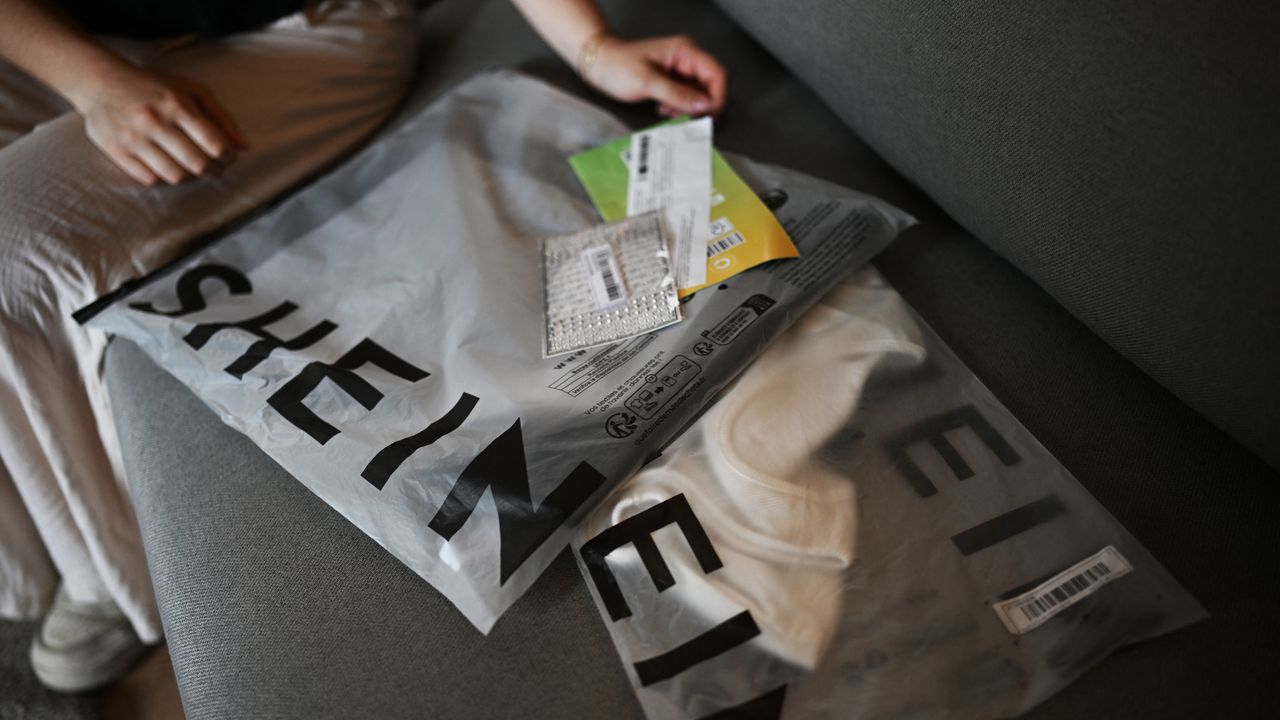 Shein chiude il centro logistico di Stradella e licenzia oltre 400 dipendenti