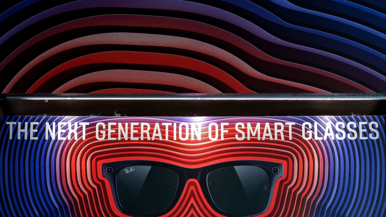 I Ray-Ban Meta con display appaiono in anteprima, ecco come funzionano