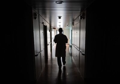 Perché gli ospedali in Francia devono prepararsi a scenari di guerra (e come si può fare)