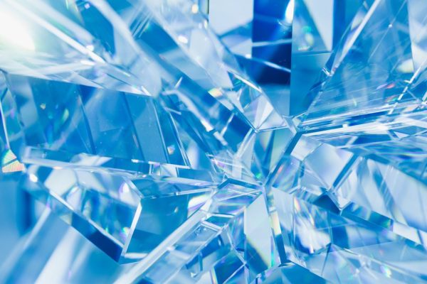 Il cristallo temporale non ha più segreti, non solo siamo riusciti a crearlo ma ora possiamo anche vederlo