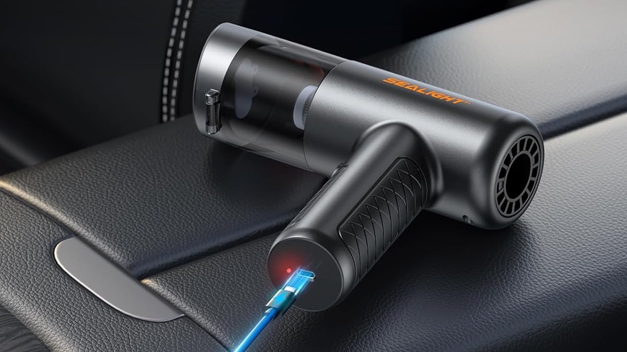 Aspirapolvere portatili super potenti per pulire l'auto e la casa a prezzi bassissimi, uno parte da appena 24,99€