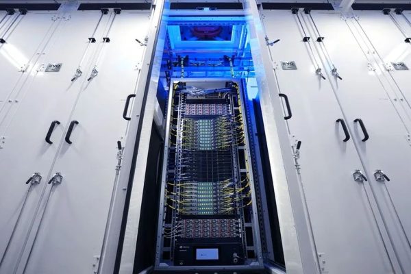 Blackwell Ultra: fino al 45% di prestazioni in più rispetto a Blackwell nei test MLPerf