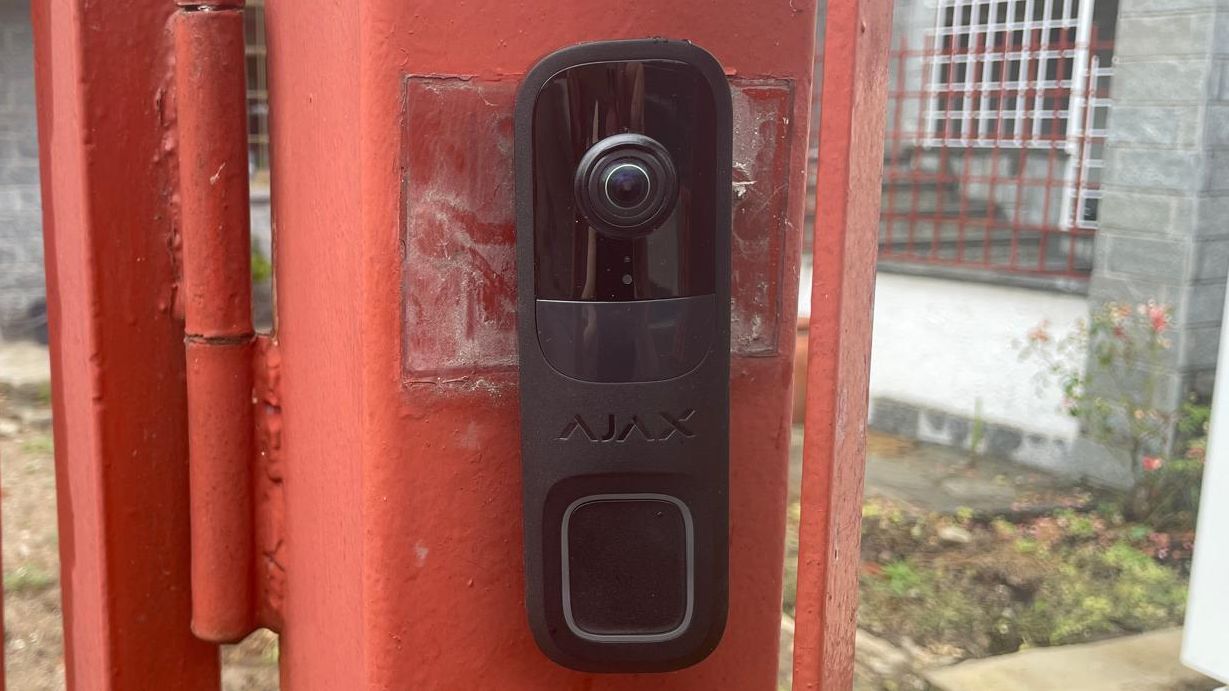 Ajax Doorbell, la nostra prova del campanello smart con AI