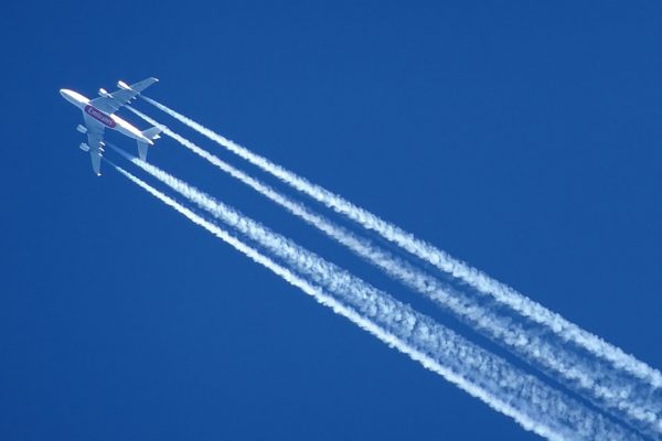 Disagi al traffico aereo europeo: le indagini hanno portato a un primo arresto