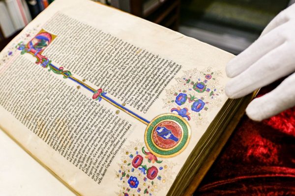 La Bibbia raccontata dai cortometraggi fatti con l’Ai diventa un blockbuster (e l’Apocalisse il pezzo forte)
