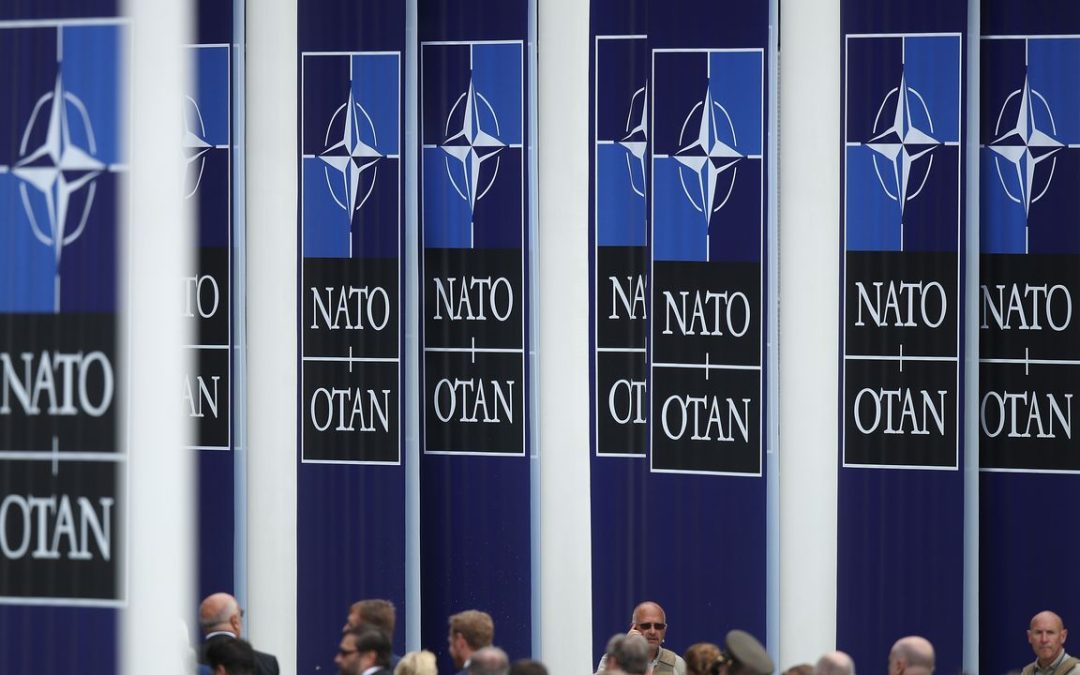 Nato, cosa dicono gli articoli 4 e 5
