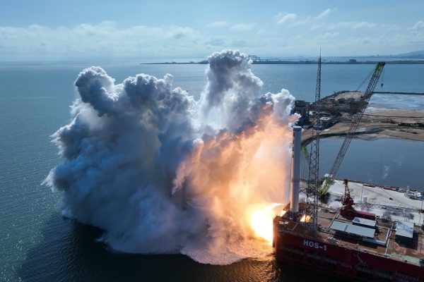 La cinese Space Pioneer riesce a eseguire lo static fire del razzo spaziale riutilizzabile Tianlong-3