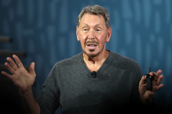 Larry Ellison guadagna 101 miliardi in un giorno e diventa il più ricco del mondo
