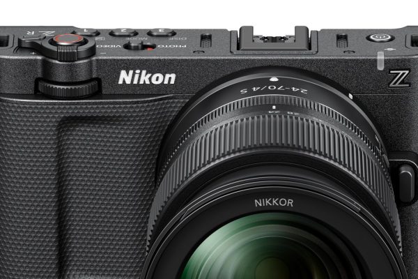 Nikon ZR, la cinema camera all-in-one per filmmaker è leggerissima