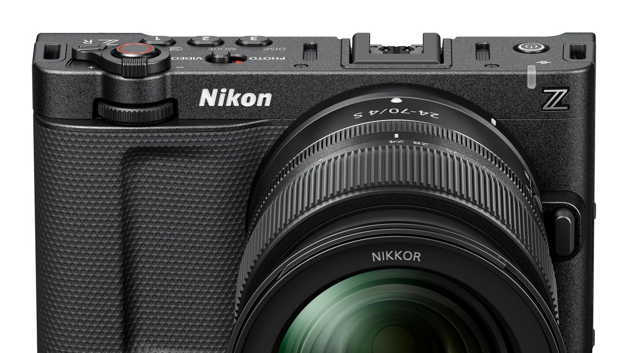 Nikon ZR, la cinema camera all-in-one per filmmaker è leggerissima