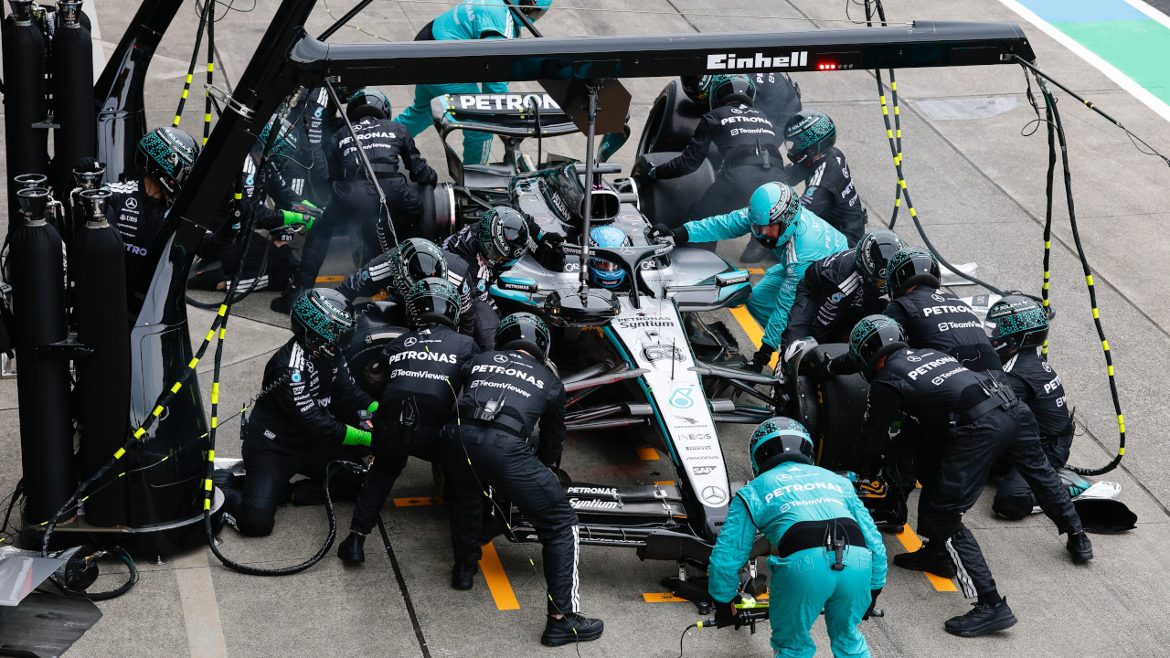 Nel 2026 cambiano le regole della F1. Mercedes-AMG PETRONAS F1 Team sceglie SAP per farsi trovare pronta