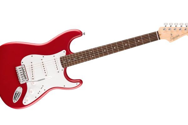 Tornano a 135€ le Squier by Fender Stratocaster e Telecaster Red Dakota, ma occhio alle altre 4 promozioni Fender