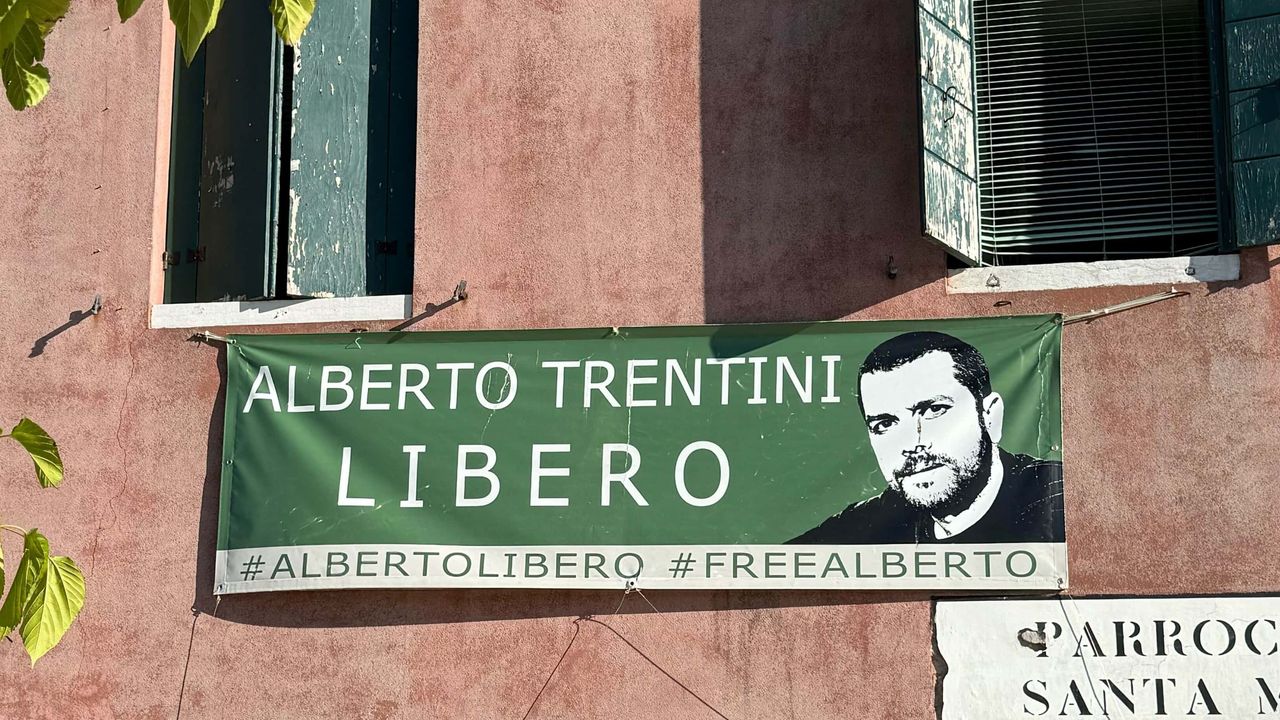 Alberto Trentini, i 300 giorni in carcere e un silenzio che non possiamo più accettare