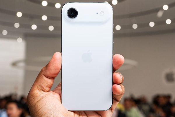 iPhone Air e i nuovi 17, Apple ha finalmente osato nel design