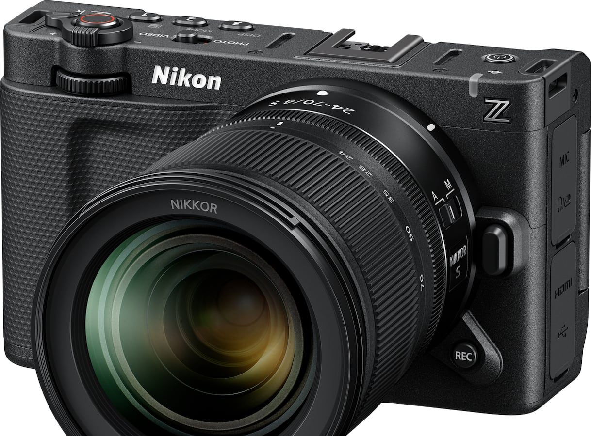 Nikon ZR, la nuova full frame sviluppata con RED: caratteristiche e prezzi