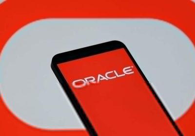 OpenAI e Oracle, accordo da 300 miliardi di dollari per sviluppo intelligenza artificiale