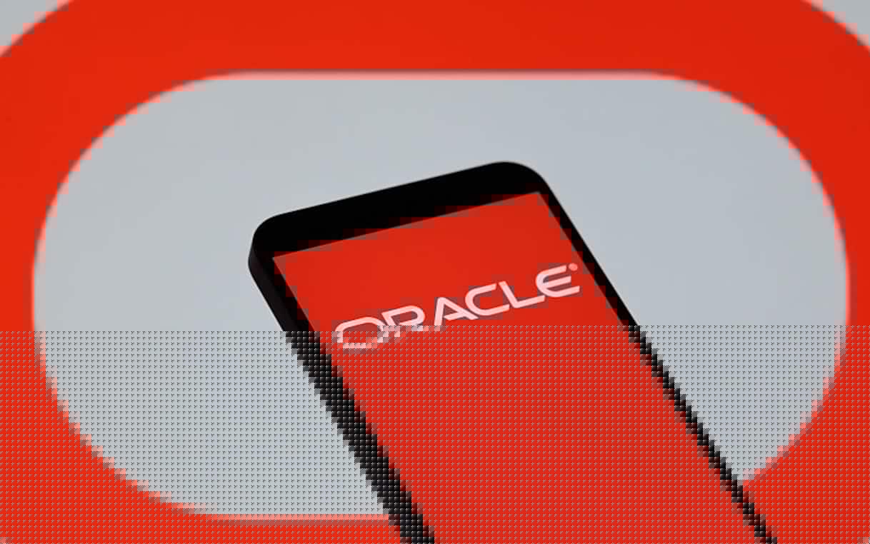 OpenAI e Oracle, accordo da 300 miliardi di dollari per sviluppo intelligenza artificiale