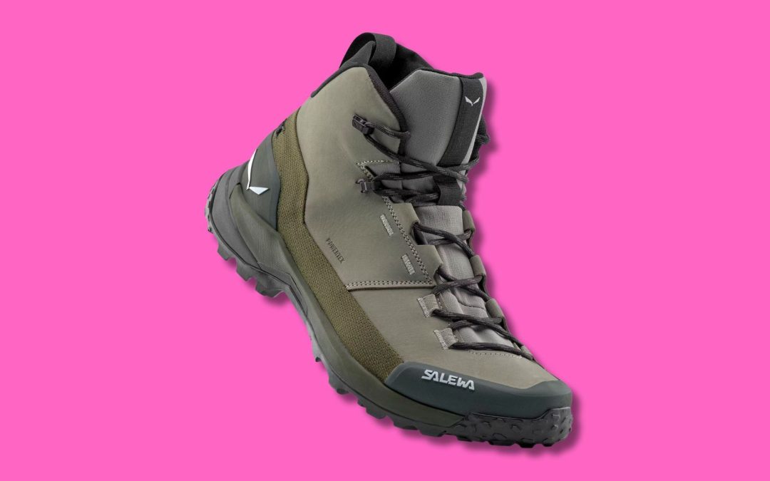 8 scarpe da trekking impermeabili per avventurarti su sentieri bagnati e scivolosi