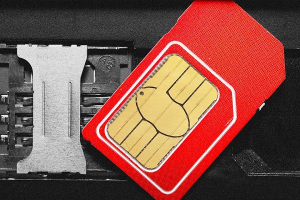 Sim farm, a New York ne è stata scoperta una enorme in grado di spegnere la rete cellulare della metropoli