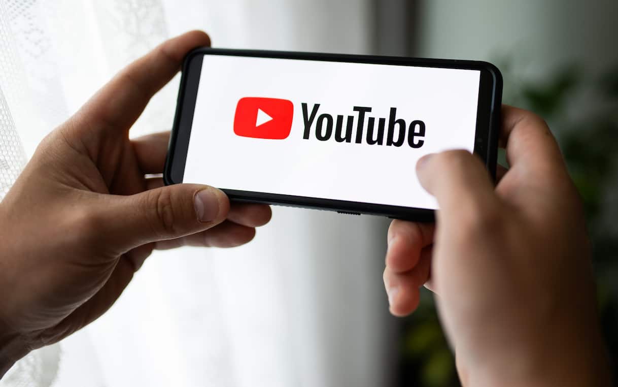 YouTube riammetterà account bannati per aver diffuso fake news su Covid-19 ed elezioni