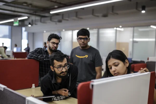 Amazon ha avviato il più grande taglio di posti di lavoro della sua storia