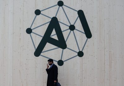 Scienziati, artisti e politici contro la superintelligenza IA – Notizie