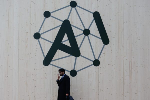 Scienziati, artisti e politici contro la superintelligenza IA – Notizie