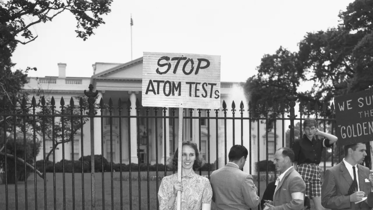 Donald Trump ha annunciato che gli Stati Uniti riprenderanno i test sulle armi nucleari, interrotti nel 1992