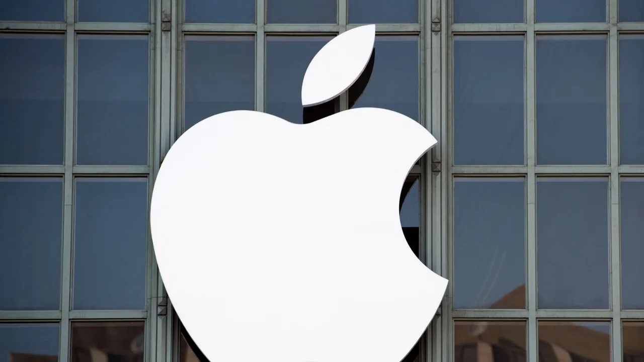 Apple investe nella transizione energetica, perché in America c’è ancora chi vuole nelle rinnovabili