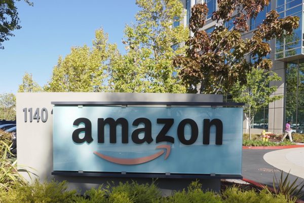 Amazon oltre le attese, bene anche Apple ma delude in Cina – Notizie