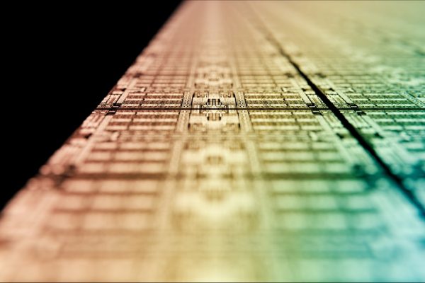 Anche gli USA inseguono l'indipendenza: una startup americana promette un'alternativa migliore di ASML per la produzione di chip