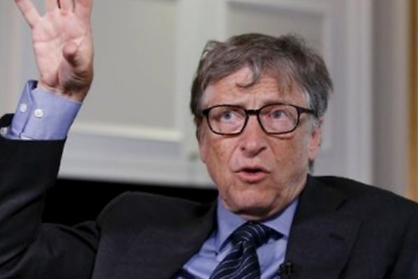 Bill Gates cambia idea sul cambiamento climatico: 'Non sarà la fine del mondo'