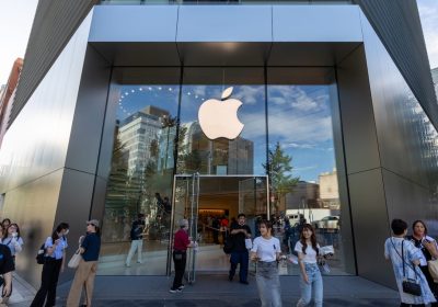 Apple punta sugli occhiali smart, in standby il progetto sui nuovi visori