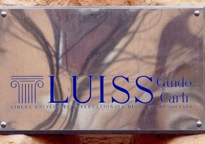 Alla Luis arriva LockBox: l’app per il detox digitale che favorisce studio e socalità