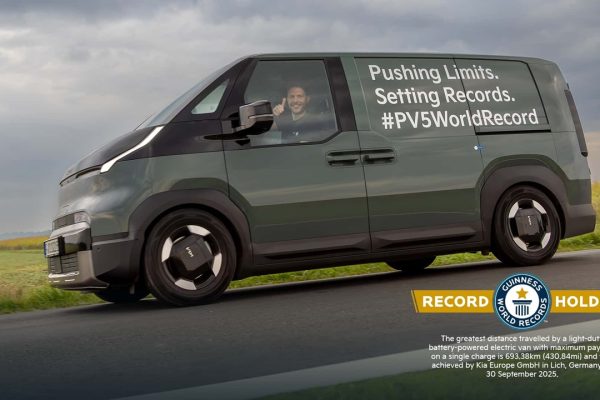 Kia PV5: è record di autonomia! Il furgoncino elettrico supera i 690 km con una ricarica