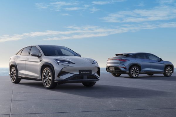 BYD pronta a comprare un marchio storico? La mossa che spaventa i giganti dell'auto