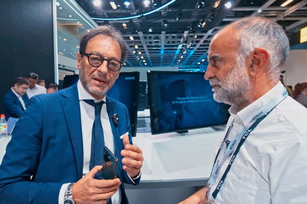 Pier Giorgio Furcas raddoppia: Vice Direttore HONOR Italia e Head of HONOR Svizzera